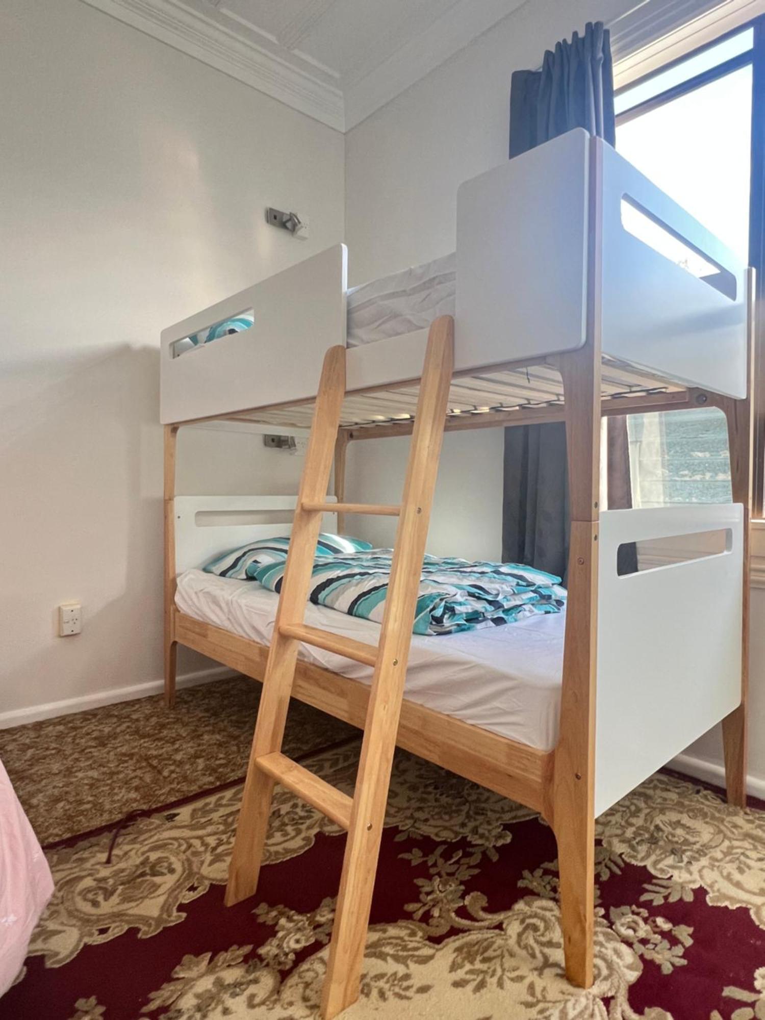 Bluewater Lodge Нейпиър Екстериор снимка